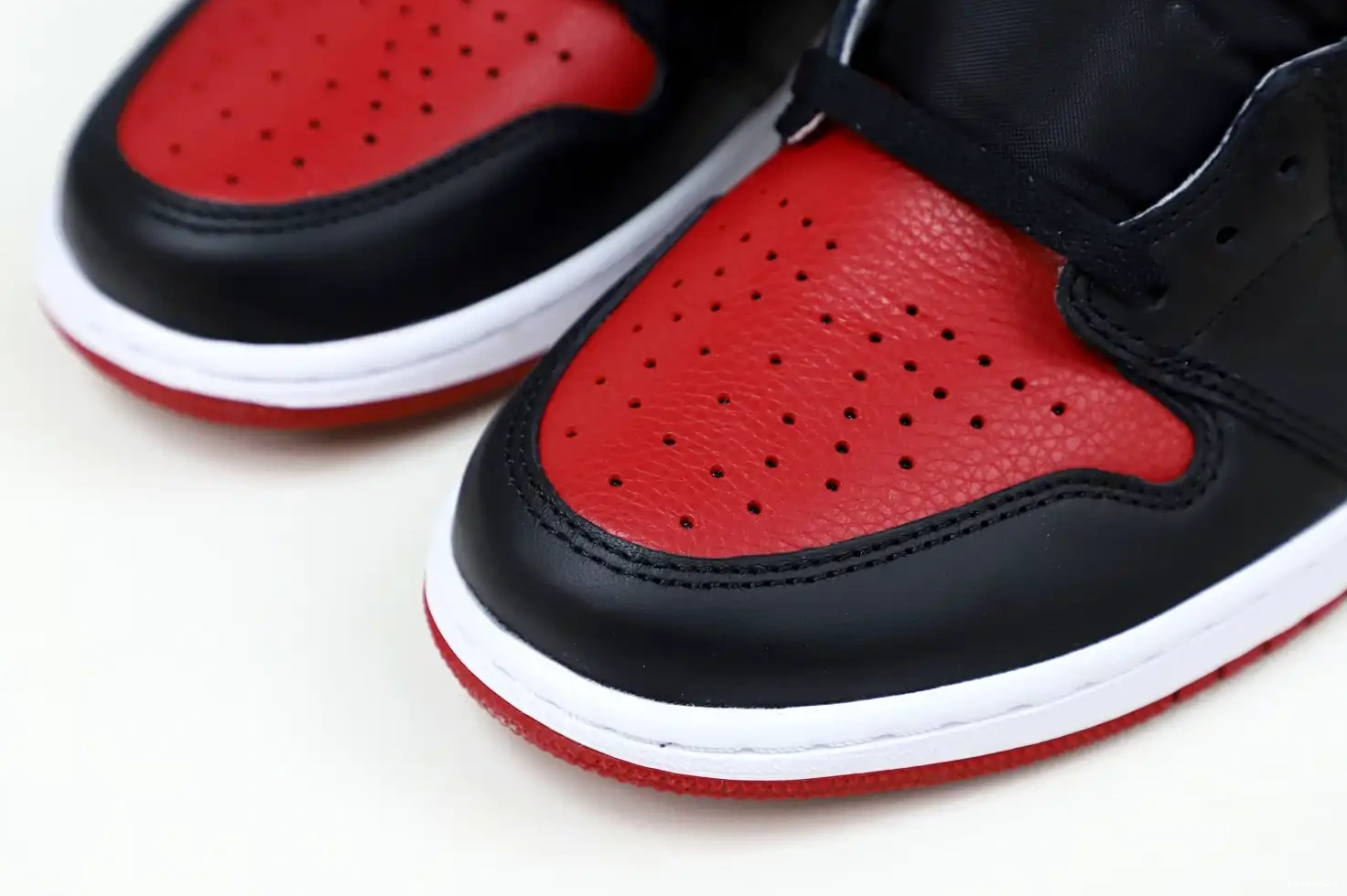 RETRO JORDAN AIR 'BRED' Kimikick OG 1 HIGH 0403